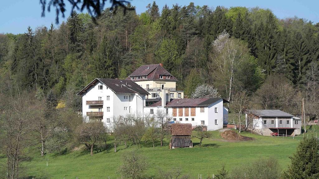 Bed and Breakfast Landhaus Waldfrieden Lassnitzhoehe Exterior foto